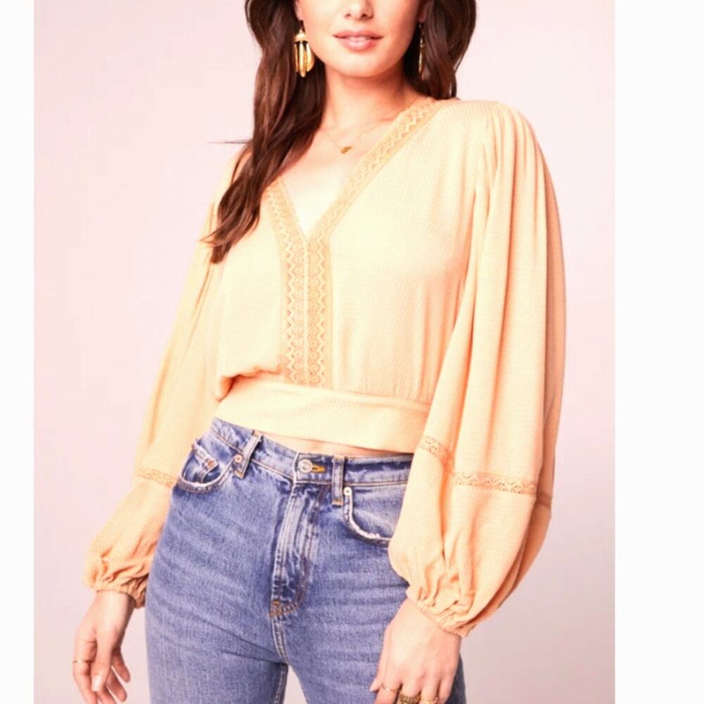 Band of the Free Brie Light Camel‎ Long Sleeve Top Lace Insets M NEW